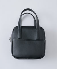 【GIUNON】smooth square pocket bag / スムーススクエアポケットバッグ