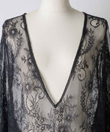 【予約開始待ち】2WAY総レースVネックオーバーTOPS