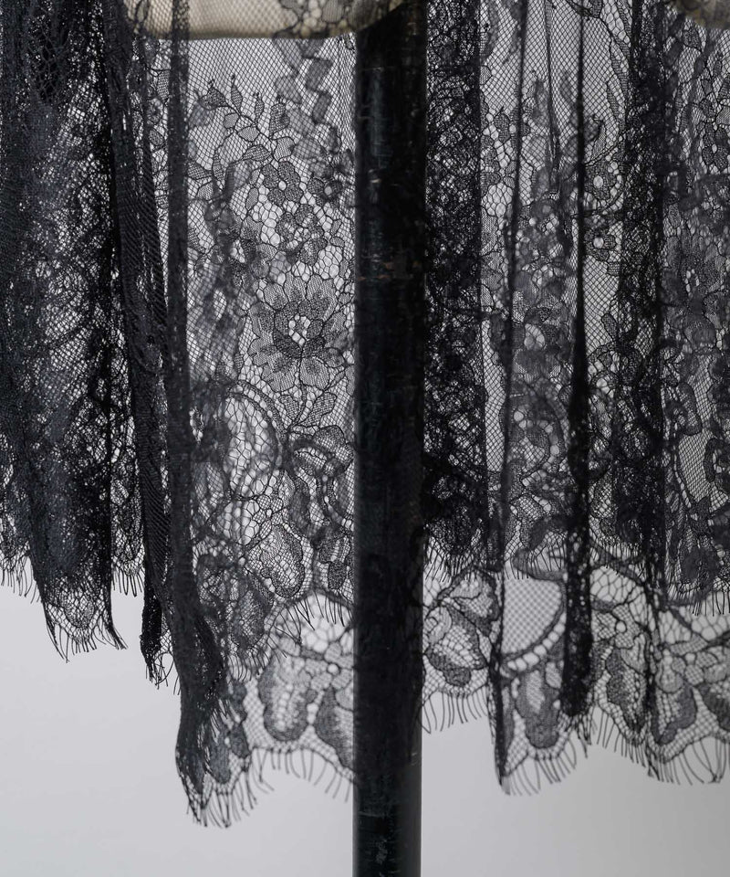 【予約開始待ち】2WAY総レースVネックオーバーTOPS