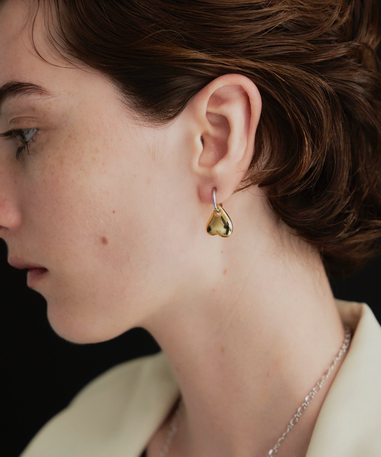 アシンメトリー ラベンダー×フープ ☞ ハンドメイド ピアス イヤリング