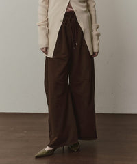 ボリュームカーブスウェットパンツ