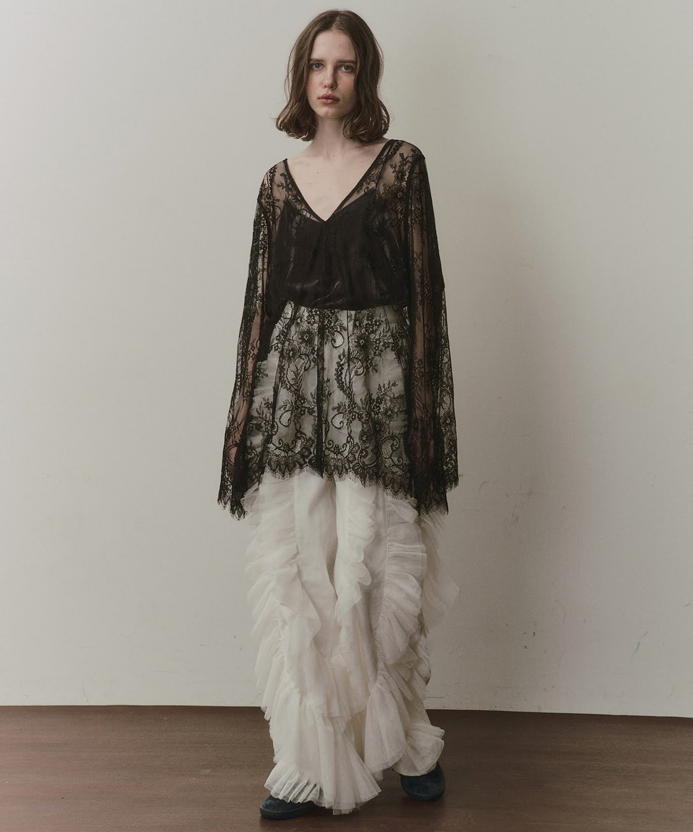 2WAY総レースVネックオーバーTOPS – LA BELLE ETUDE online store