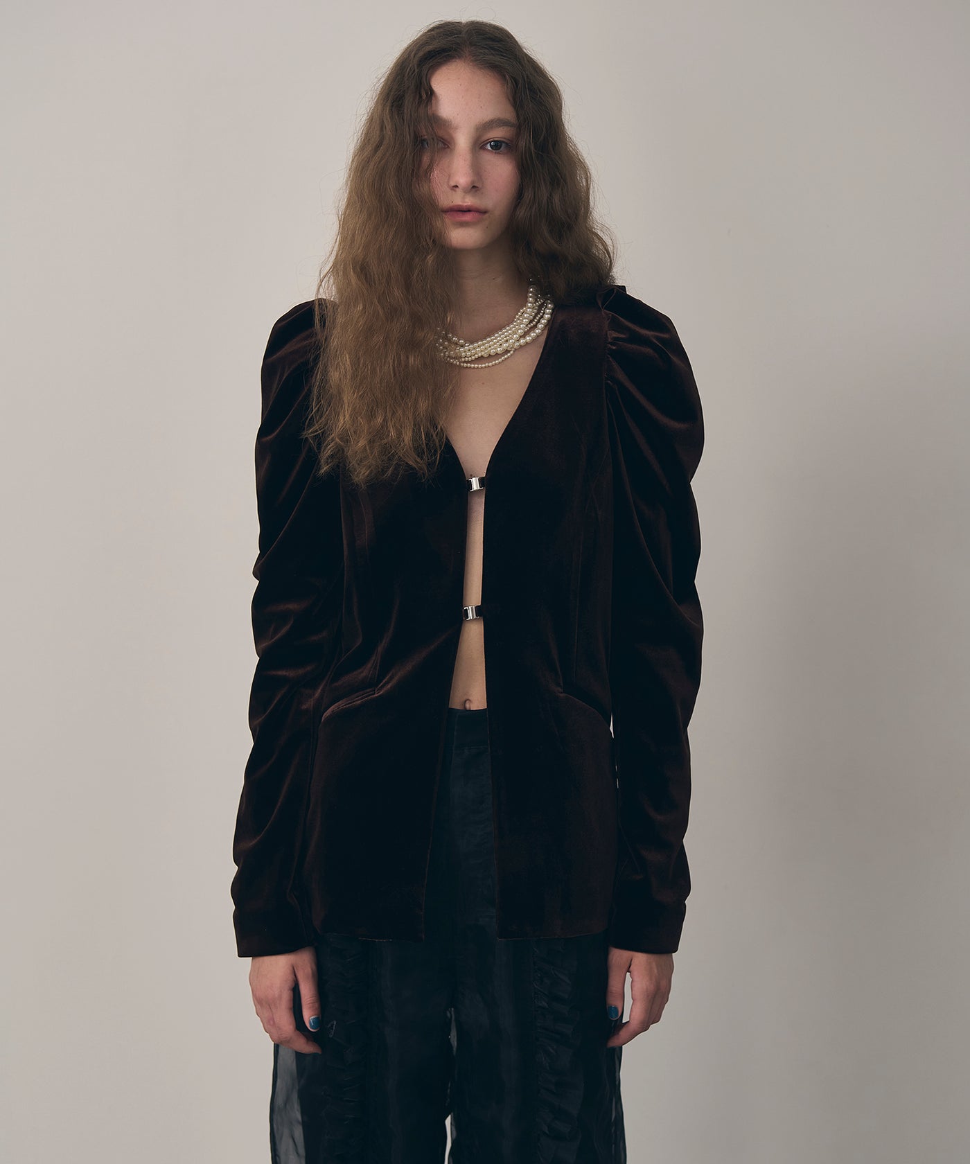 REVIVAL】【J1U by LA BELLE ETUDE】クラシカルベロアパフスリーブJK