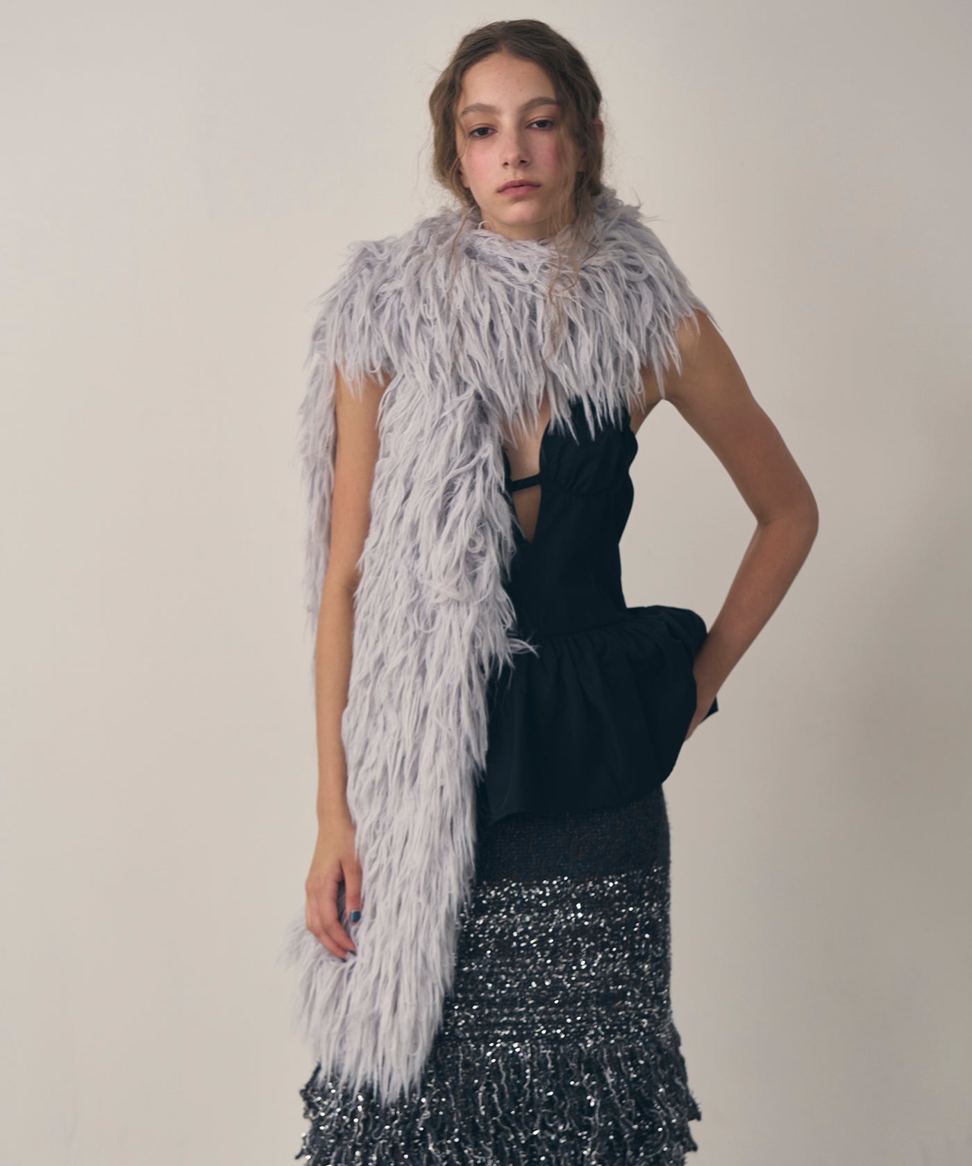 J1U by LA BELLE ETUDE】ループモヘアフェザーニットマフラー