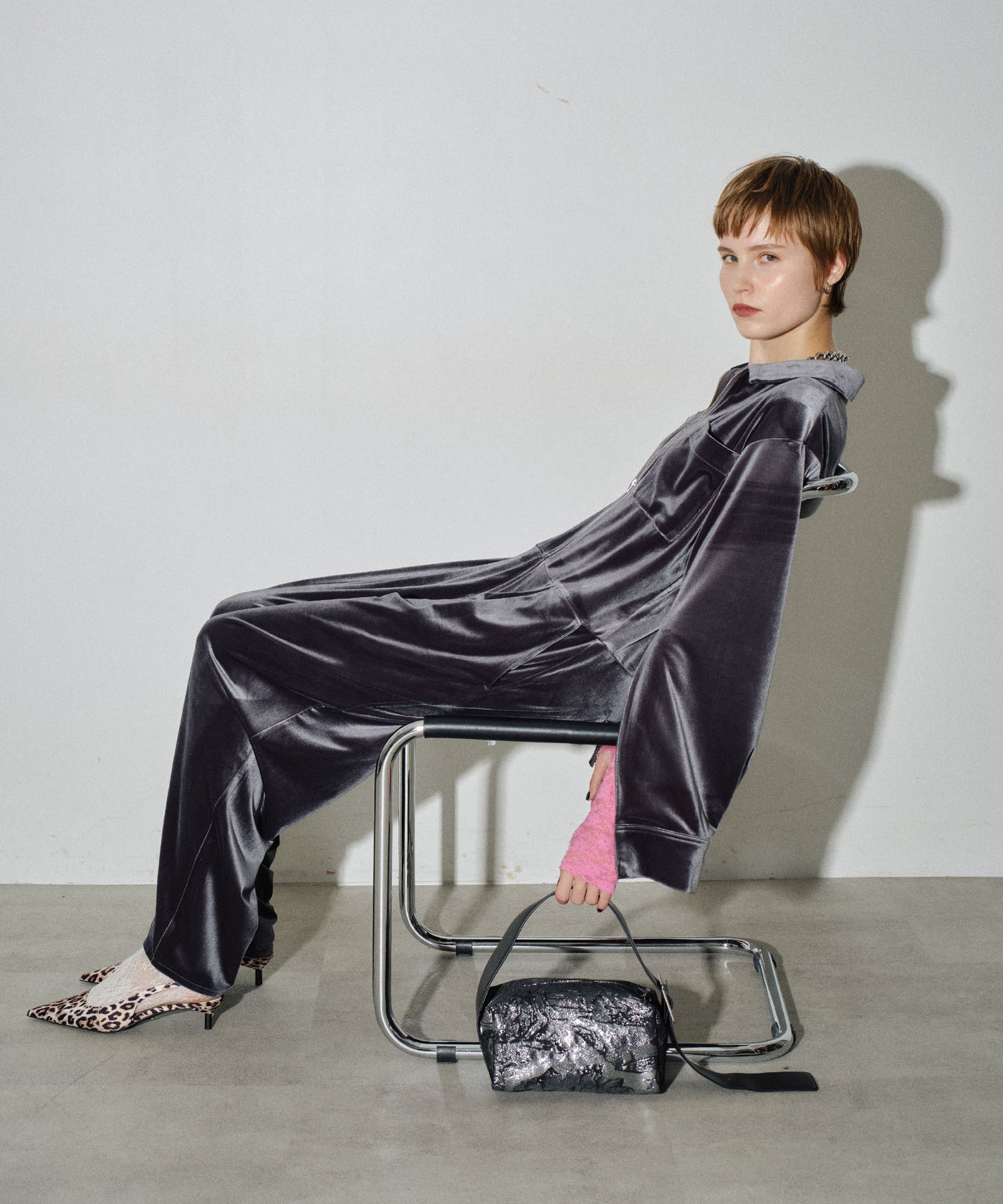 yae】Fastener slit velours jumpsuit / ファスナースリットジャンプ